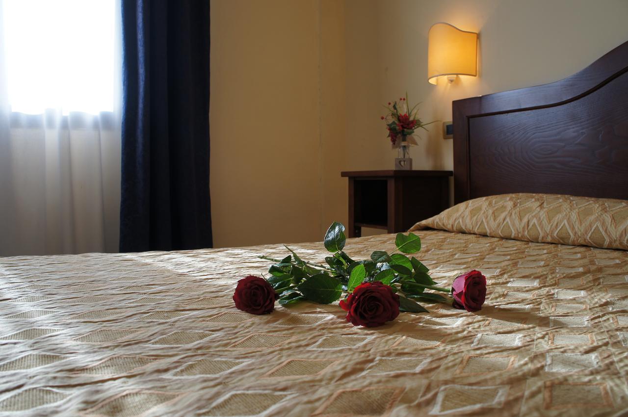 Hotel Albatros Calenzano Luaran gambar