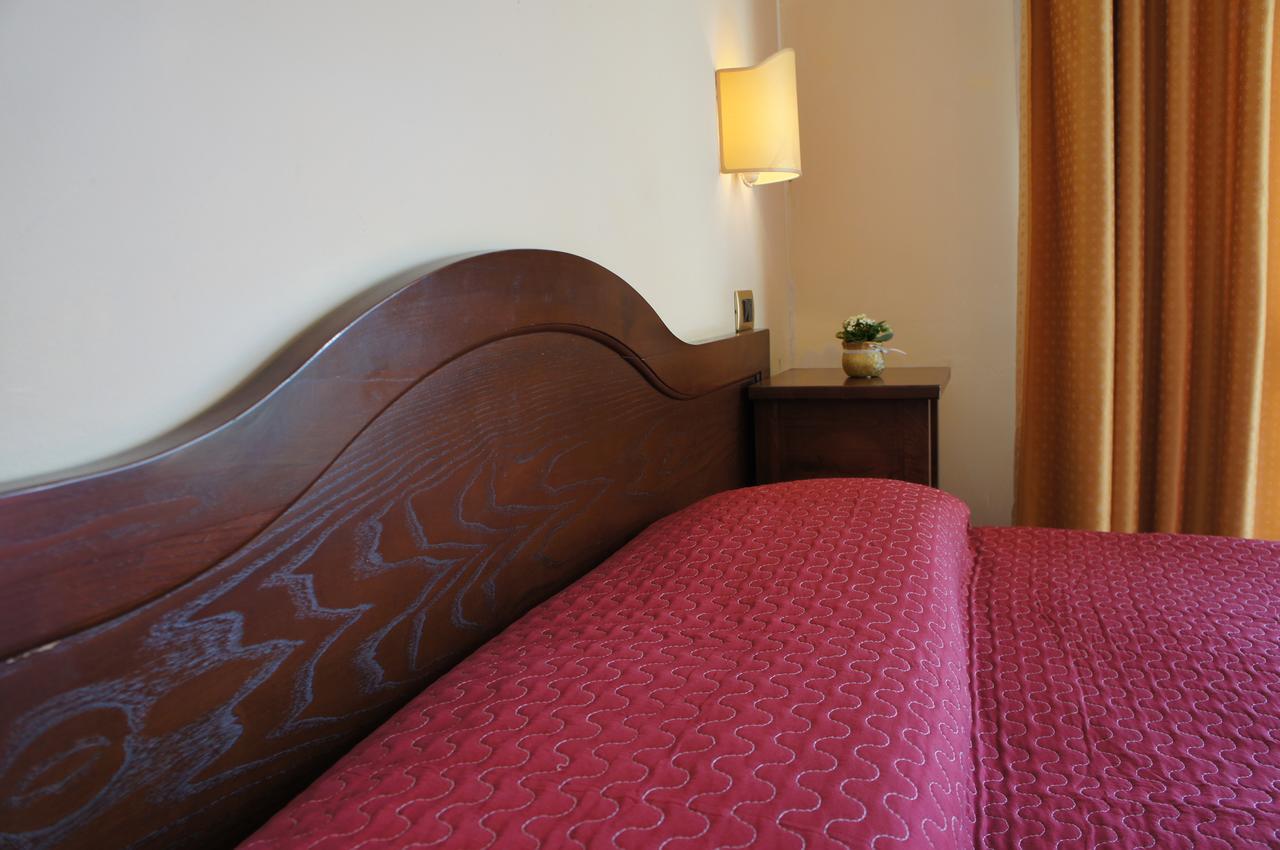Hotel Albatros Calenzano Luaran gambar