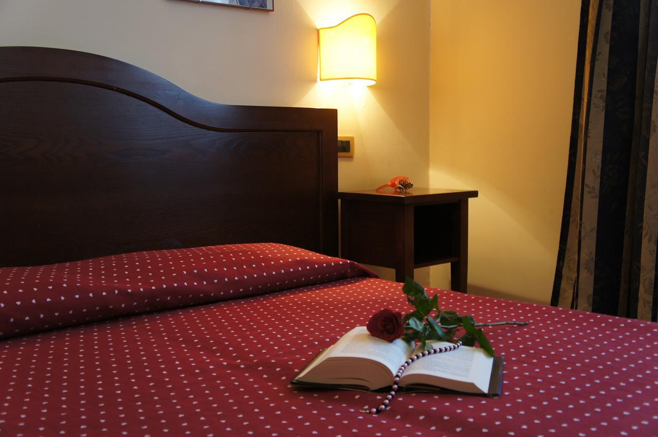 Hotel Albatros Calenzano Luaran gambar