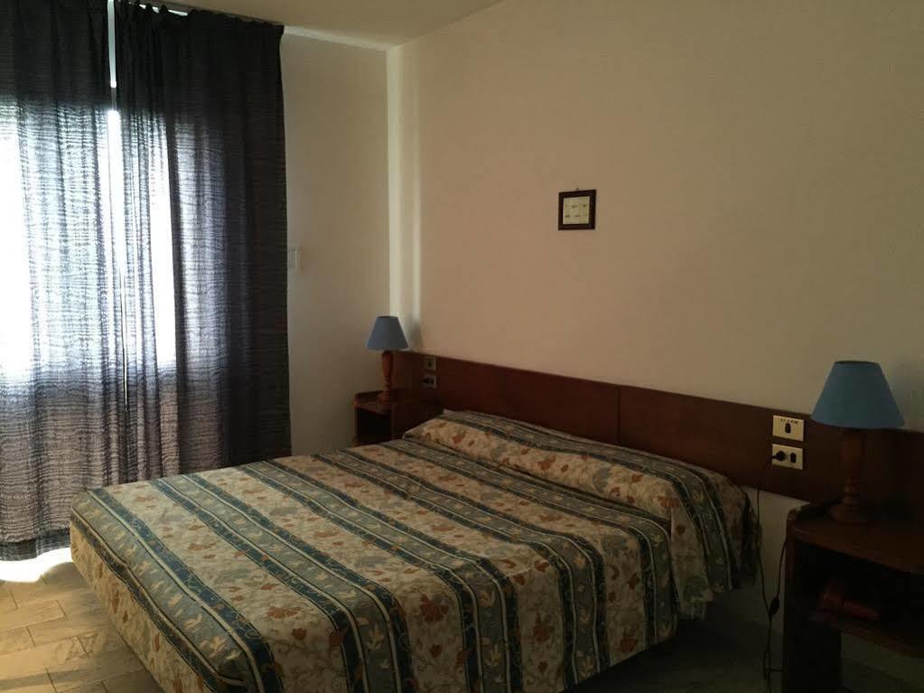 Hotel Albatros Calenzano Luaran gambar
