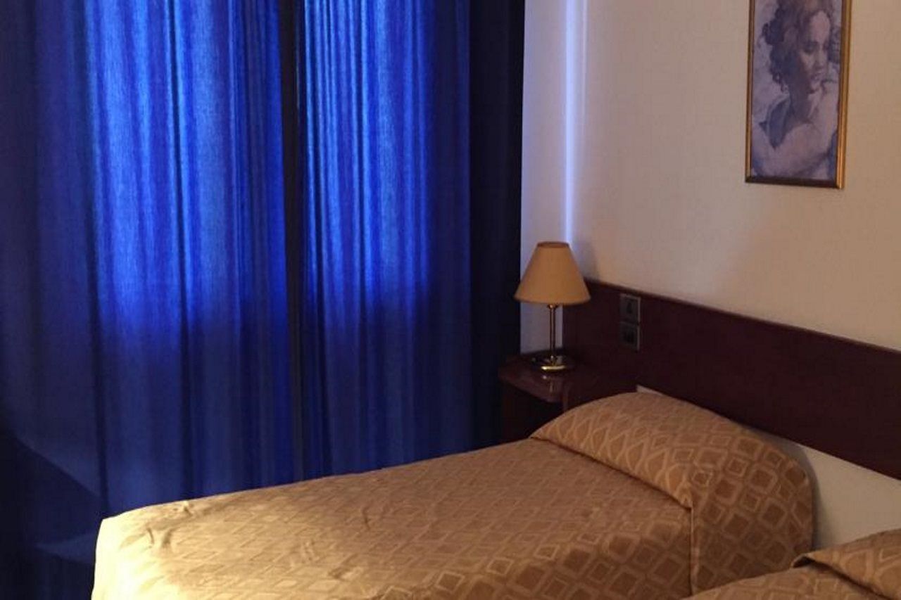 Hotel Albatros Calenzano Luaran gambar